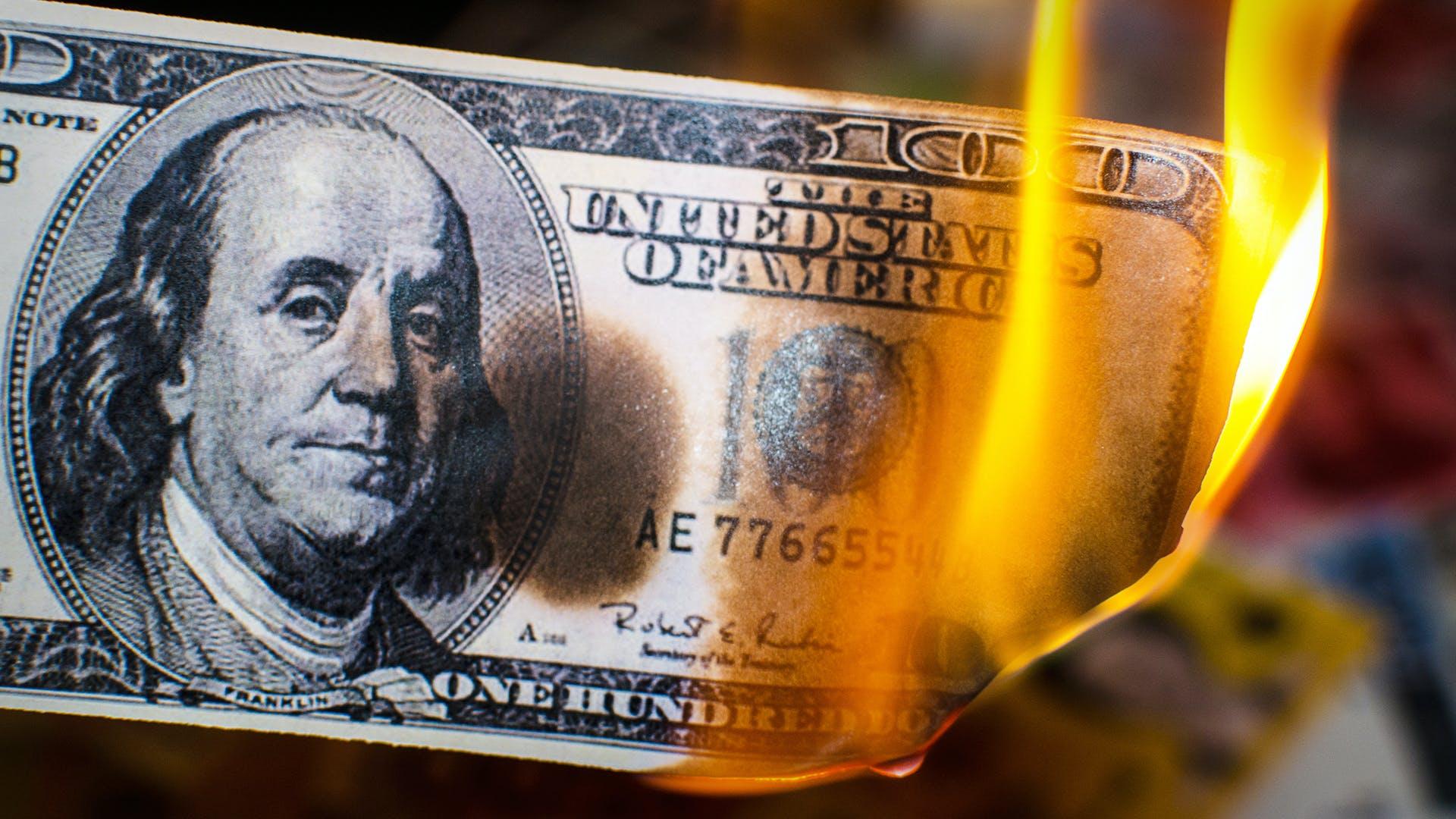 Goldman cảnh báo thời đại của USD có thể sắp kết thúc