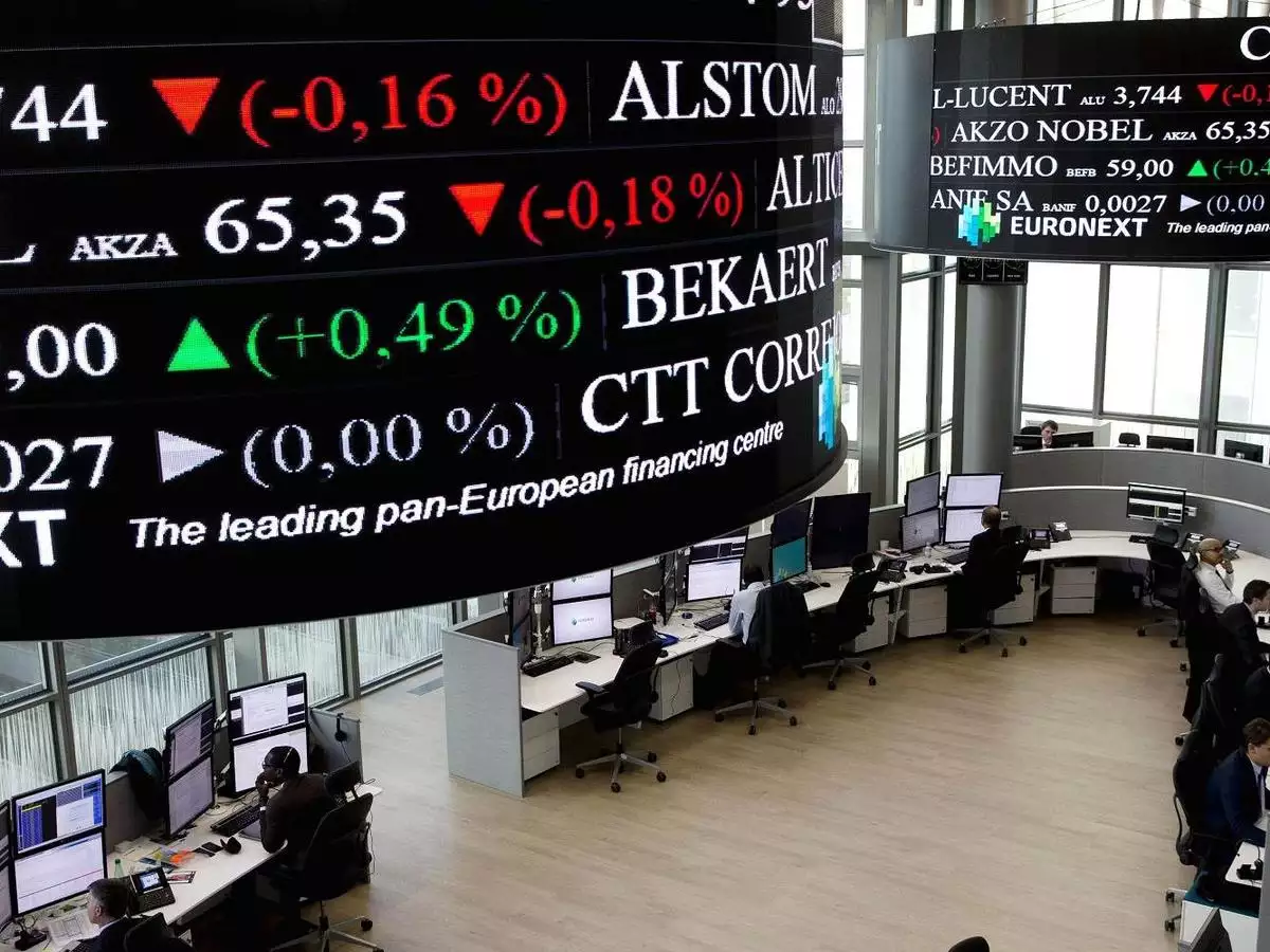 European stocks set for fourth weekly gain but vaccine worries weigh - The  Economic Times