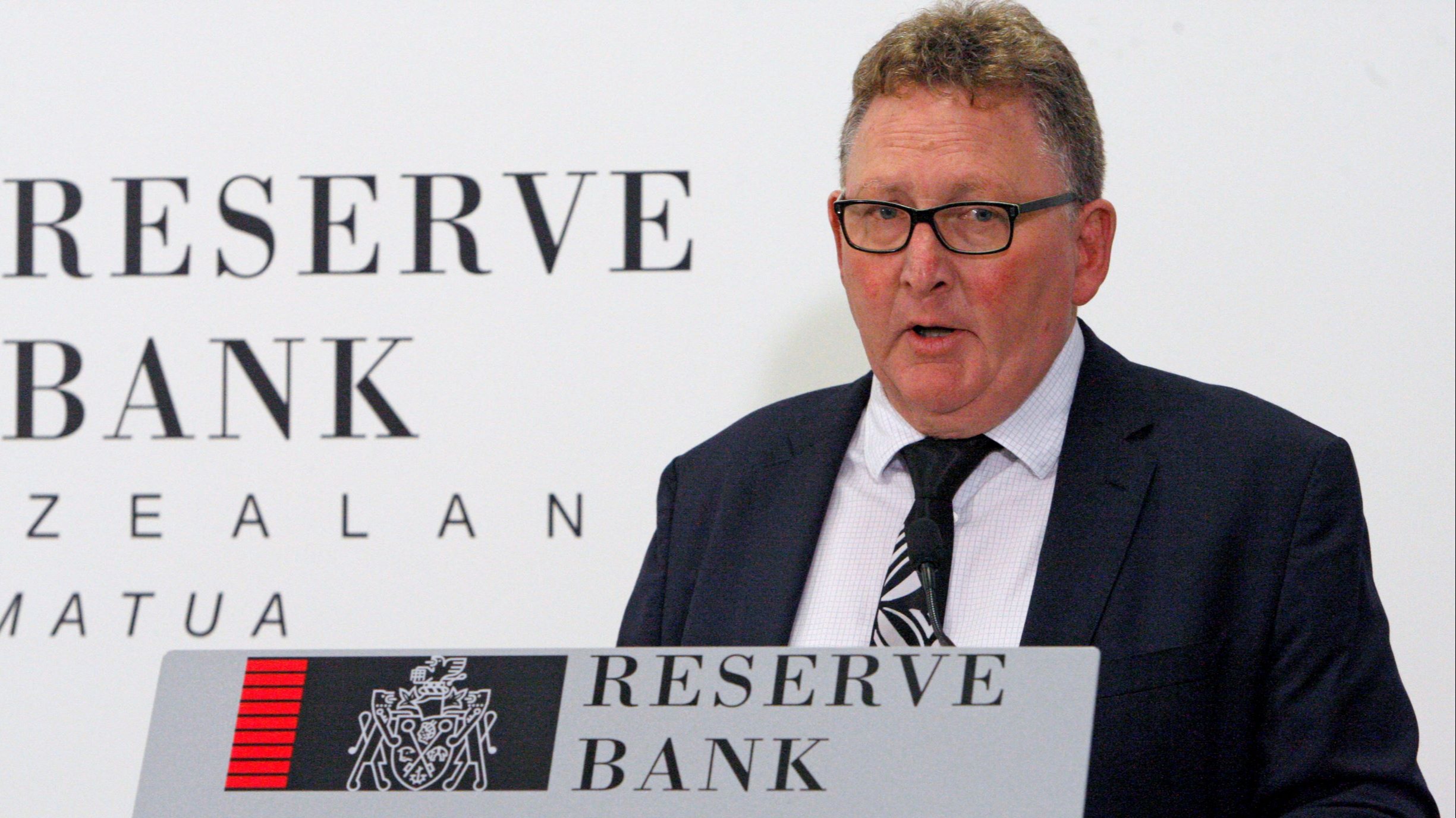 RBNZ đưa ra cảnh báo lạm phát với mức tăng lãi suất lớn nhất trong 22 năm