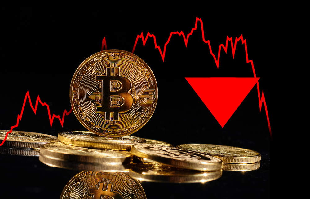 Bitcoin giảm mạnh, chờ kiểm tra đáy 2022