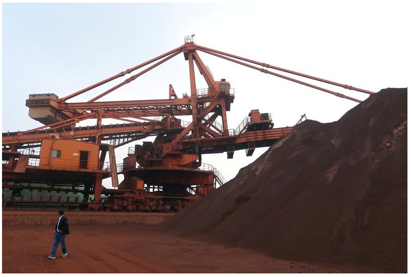 Giá quặng sắt giảm sau cú sốc PMI