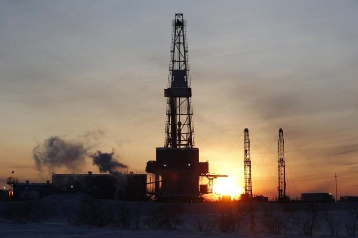 Giá dầu đi ngang trước thềm cuộc họp của OPEC+ và dữ liệu PCE Giá dầu đi ngang trước thềm cuộc họp của OPEC+ và dữ liệu PCE