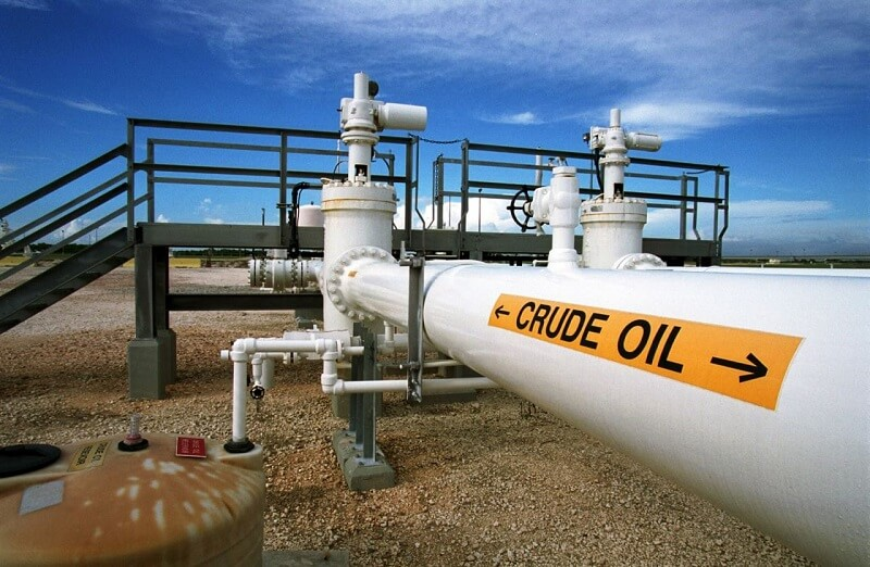 Dầu thô (Crude oil) là gì? Ý nghĩa kinh tế của dầu thô đối với Việt Nam