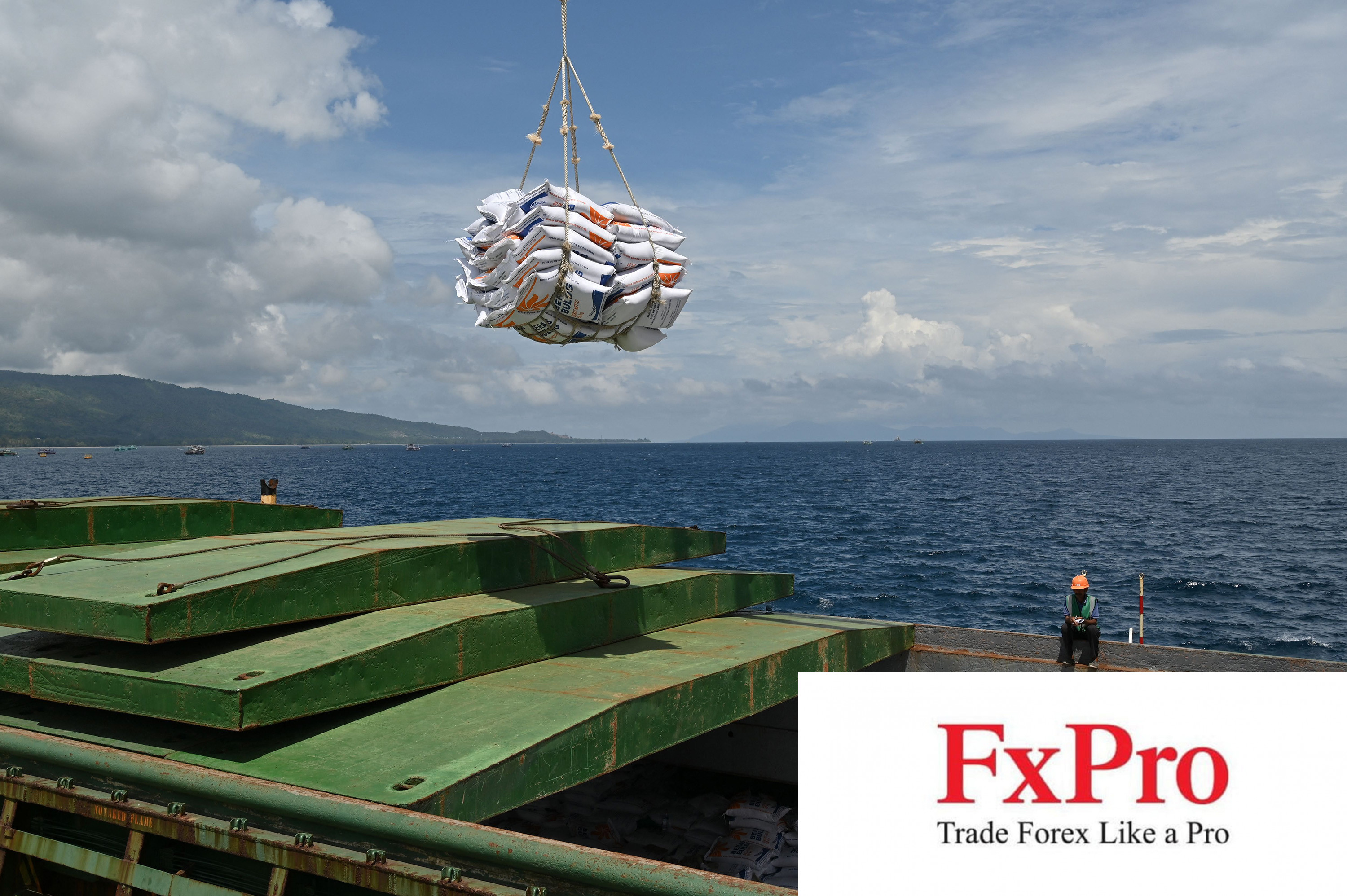 Xuất khẩu của Việt Nam tăng trưởng - tín hiệu cho thấy nhu cầu toàn cầu được phục hồi