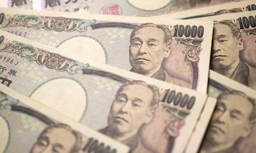Yên Nhật tăng nhẹ, trong khi USD vẫn ổn định trước thềm công bố dữ liệu PMI Yên Nhật tăng nhẹ, trong khi USD vẫn ổn định trước thềm công bố dữ liệu PMI