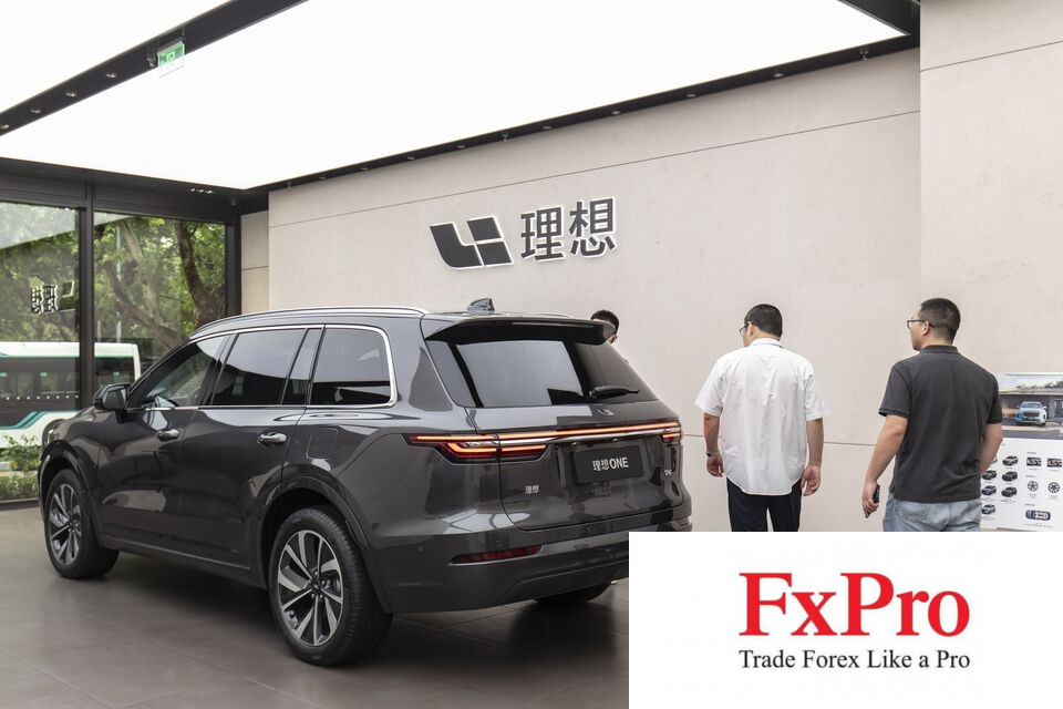 Nhu cầu phòng hộ cổ phiếu của các nhà sản xuất xe điện Trung Quốc tăng khi áp lực thuế quan đè nặng