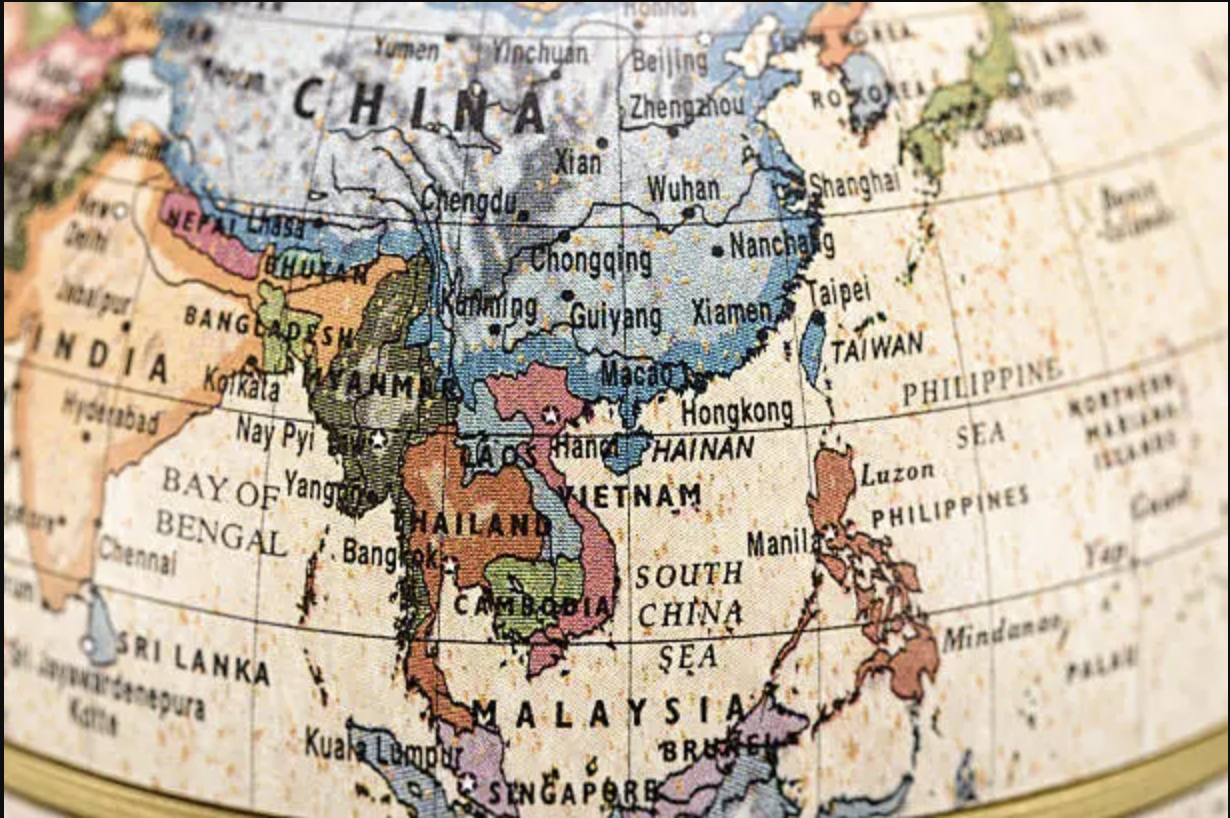 MUFG Research - Asia FX: Kinh tế Trung Quốc - khi "gã khổng lồ" bất ngờ chùn bước