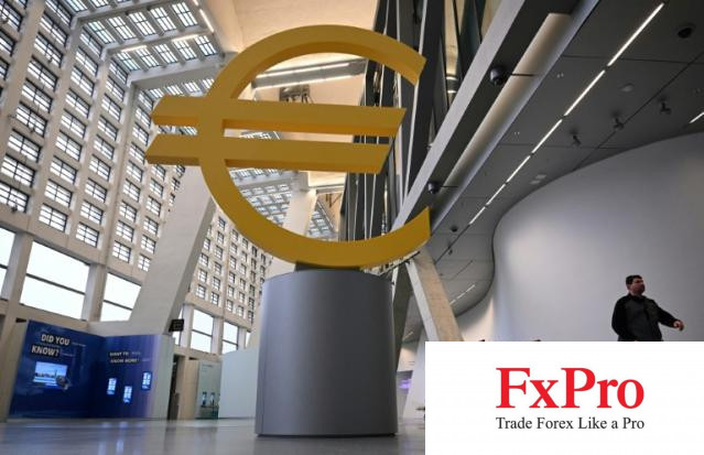 ECB và lần cắt giảm lãi suất thứ tư trong năm: Hướng đi sắp tới cho Eurozone? ECB và lần cắt giảm lãi suất thứ tư trong năm: Hướng đi sắp tới cho Eurozone?