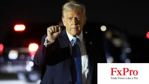 Trump đối mặt làn sóng phản đối khi thuế quan làm dấy lên lo ngại lạm phát