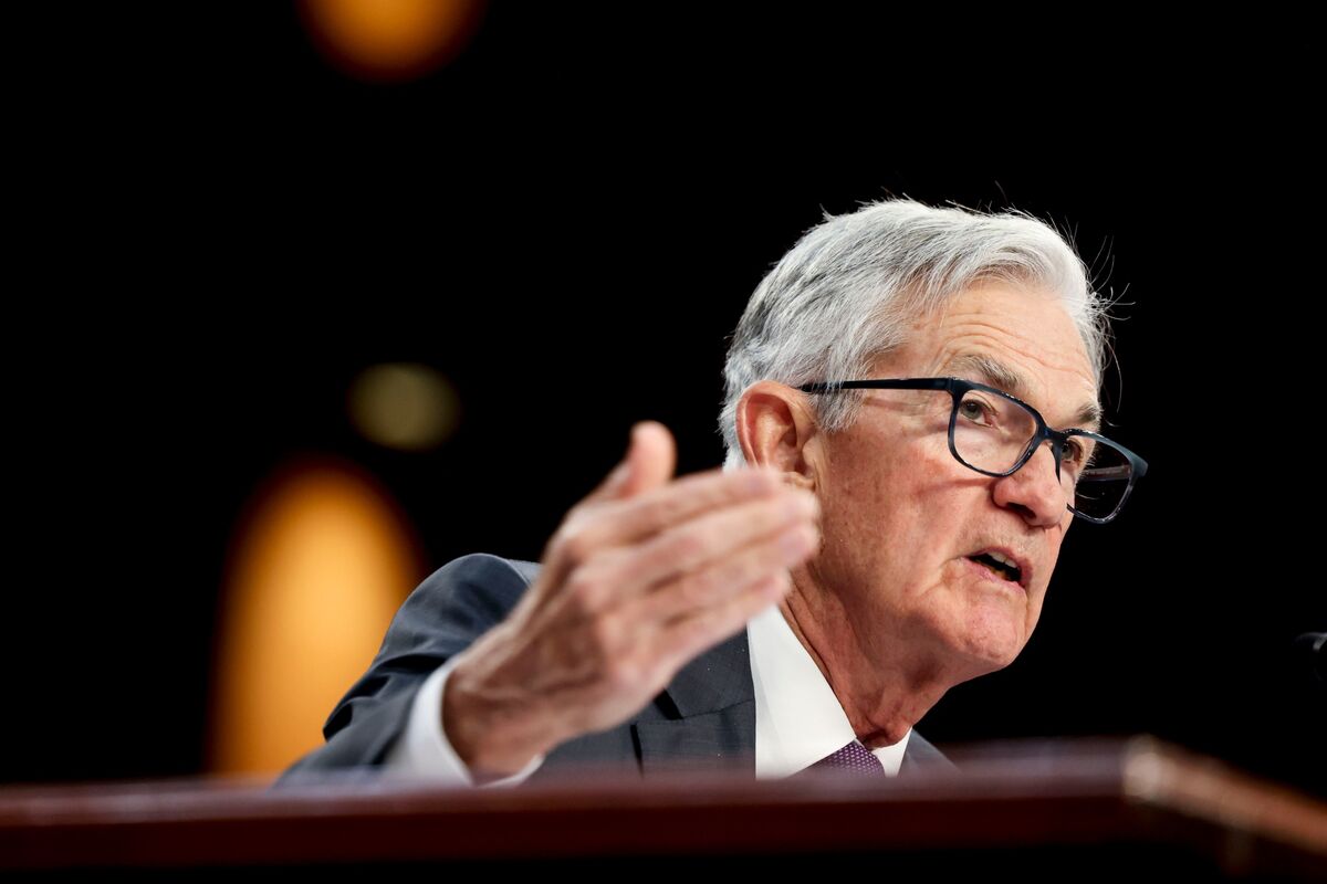 Chủ tịch Powell khẳng định Fed sẽ không vội cắt giảm lãi suất Chủ tịch Powell khẳng định Fed sẽ không vội cắt giảm lãi suất