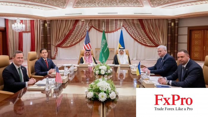 Mỹ - Ukraine nối lại đàm phán tại Ả Rập Xê Út giữa tranh cãi về phát ngôn ca ngợi Putin của đặc phái viên của Trump