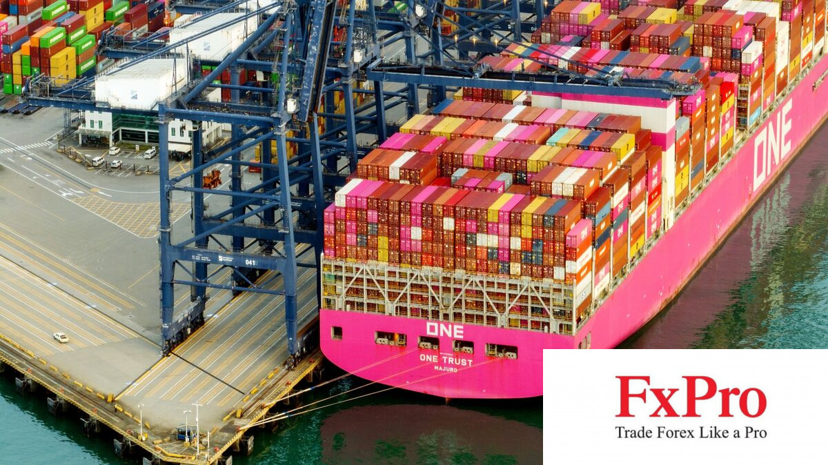 Dòng chảy hàng hóa Trung Quốc chững lại sau đòn thuế quan mới