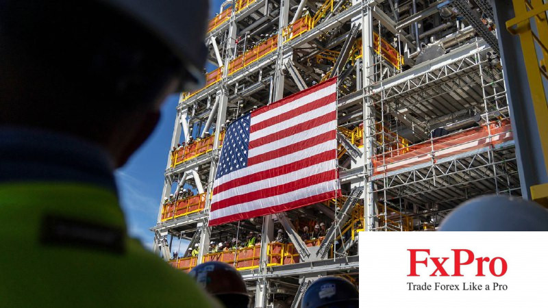 Tại sao "liệu pháp" khí đốt của Tổng thống Trump khó có thể cứu vãn thâm hụt thương mại Mỹ?