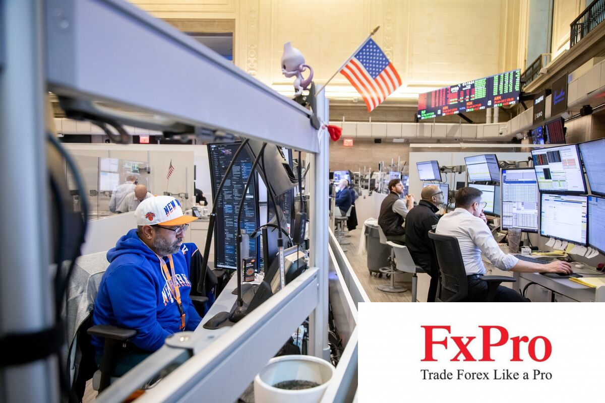 Chỉ số S&P 500 vẫn bị định giá quá cao, liệu thị trường có đang quá lạc quan?